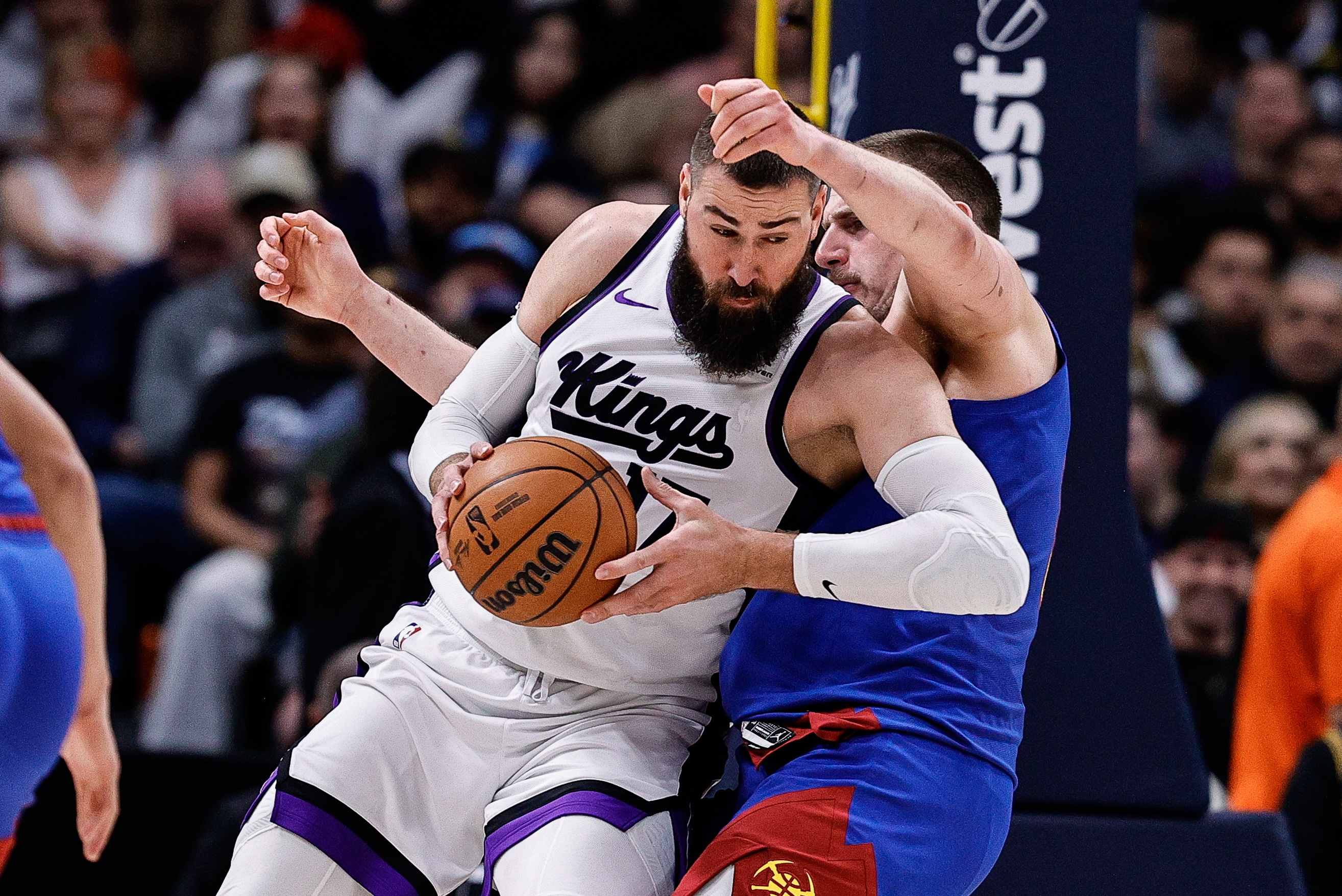 希腊媒体:瓦兰未和掘金谈过离开NBA一事 掘金对他不沟通感到愤怒