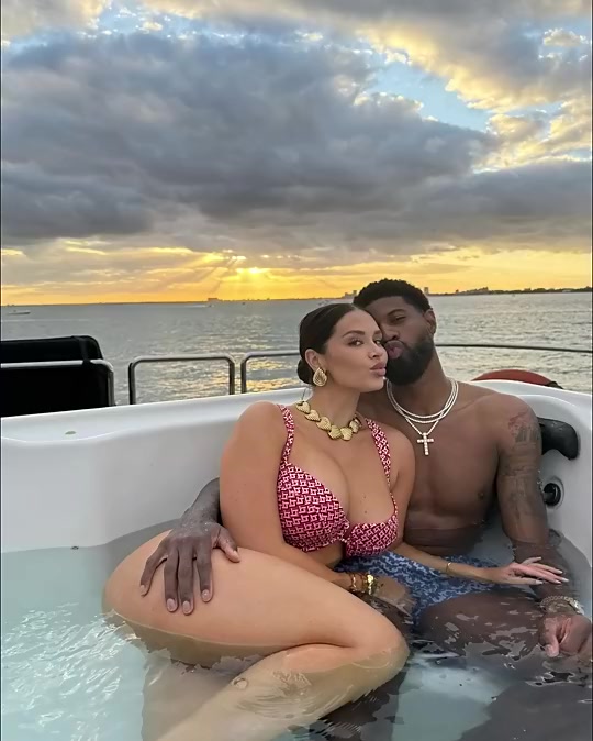有此娇妻 换谁来都打不好球啊!乔治老婆是真好看啊😍
