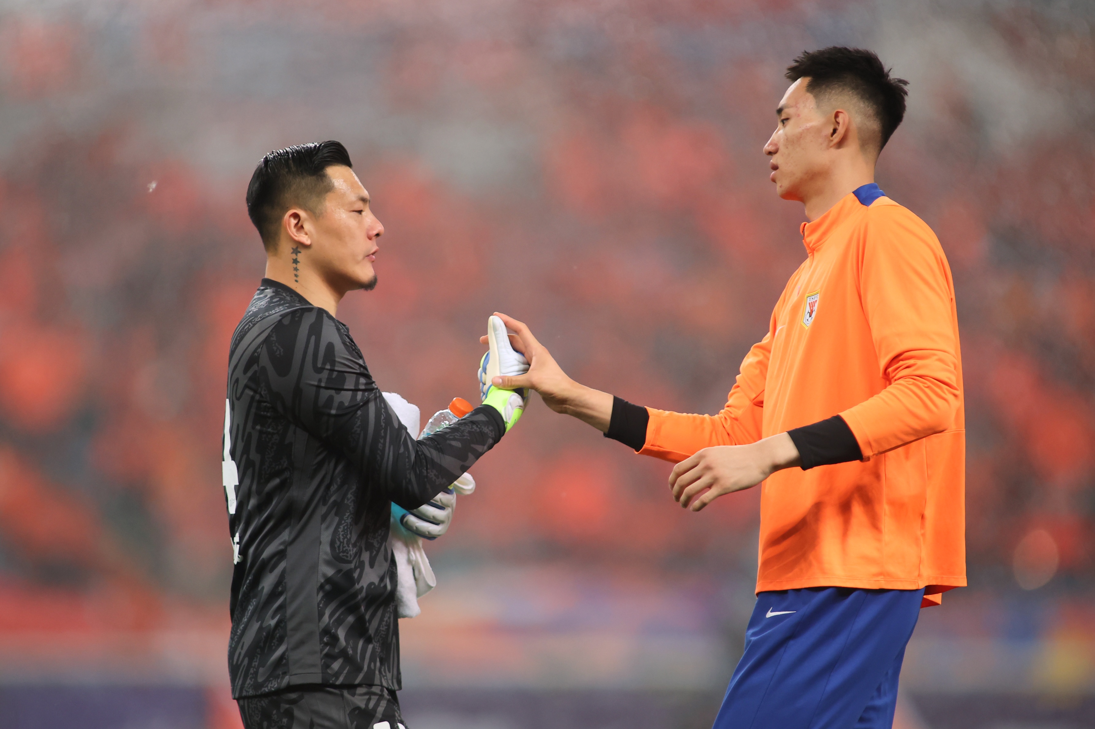 鲁媒:于金永、彭啸驰援U22国足 泰山队备战京鲁大战人员不足