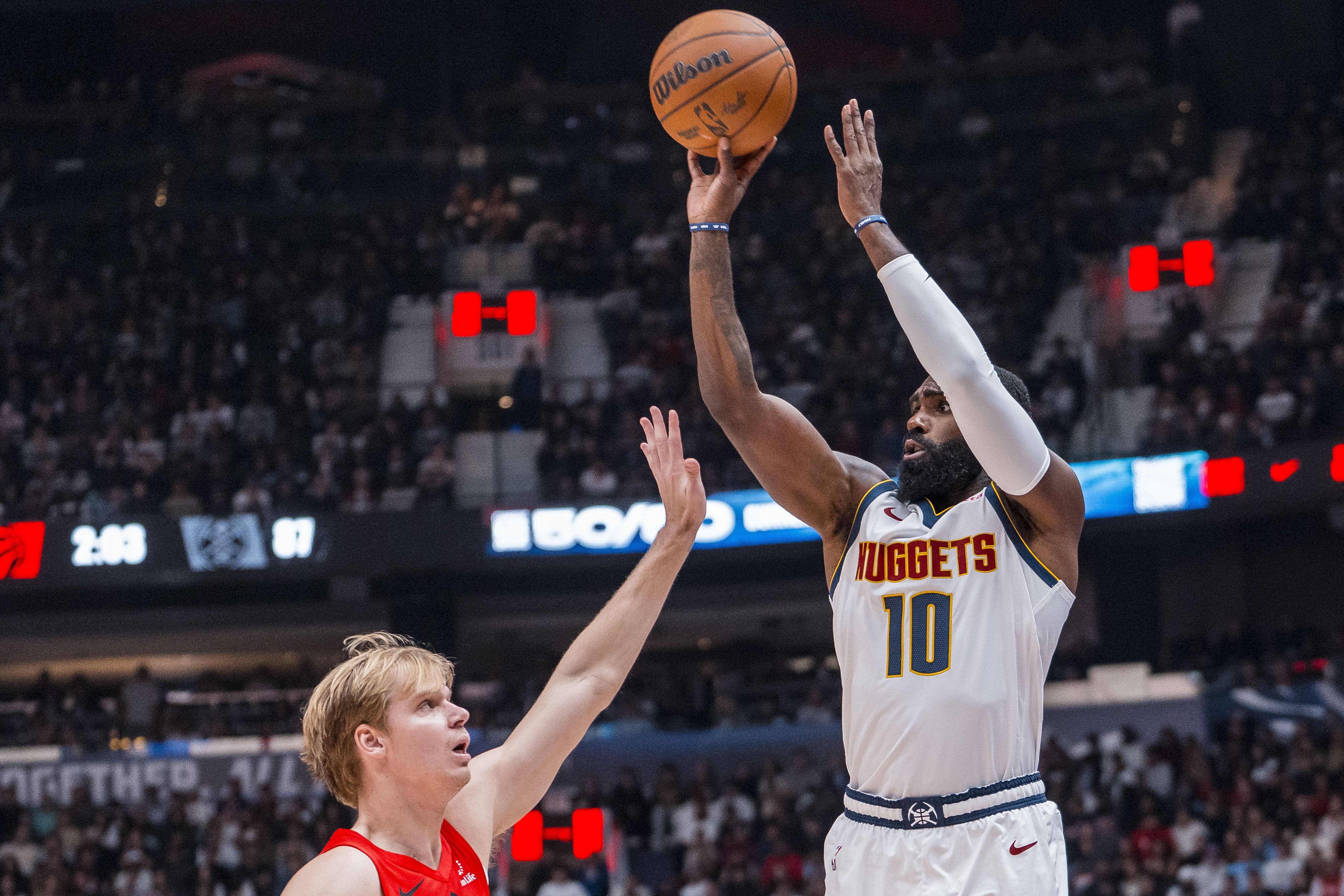 还是那个哈爹!小哈达威季前赛至今三分球合计18中2